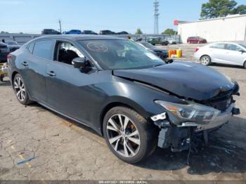  Salvage Nissan Maxima