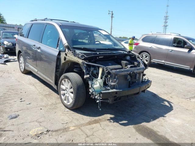  Salvage Toyota Sienna