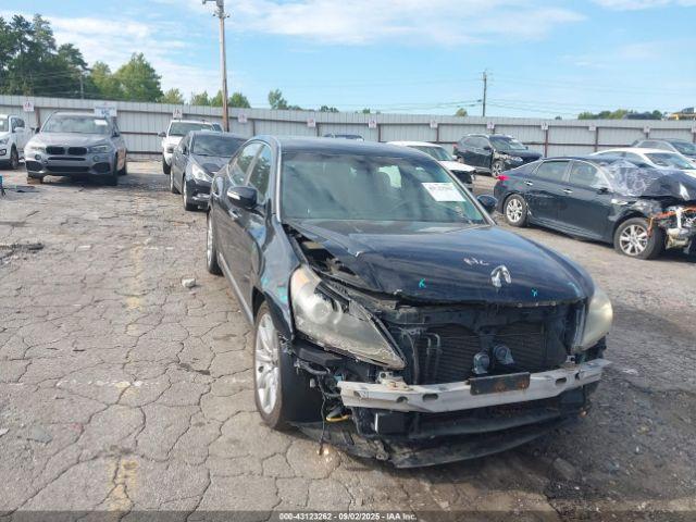  Salvage Hyundai Equus