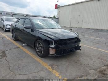  Salvage Hyundai ELANTRA