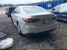 Toyota Camry Le Image 12