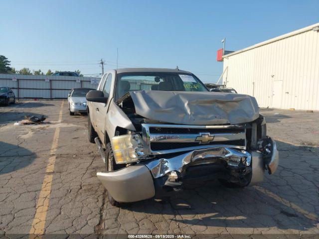  Salvage Chevrolet Silverado 1500