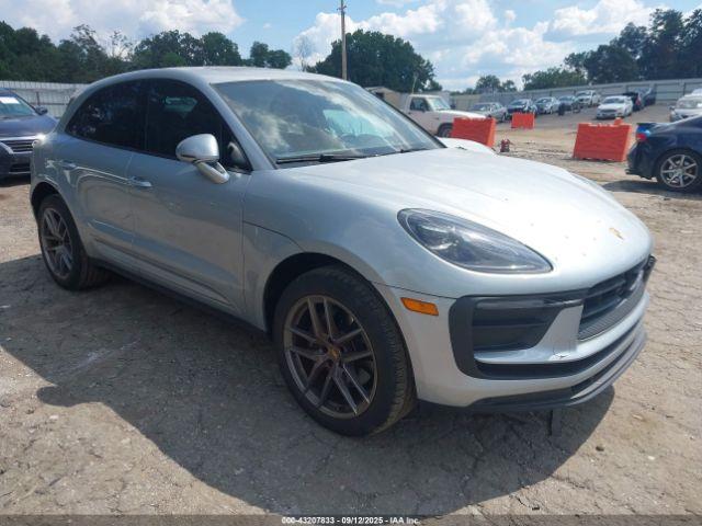  Salvage Porsche Macan