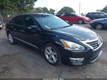  Salvage Nissan Altima