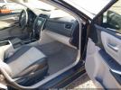 Toyota Camry Le Image 6