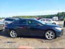 Toyota Camry Le Image 11