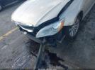 Chrysler 200 Touring Image 10