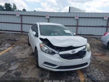  Salvage Kia Forte