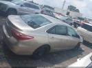 Toyota Camry Le Image 17