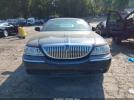 Lincoln Towncar Signature Image 7