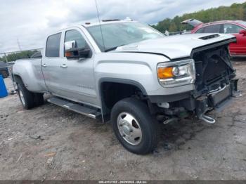 Salvage General Motors Sierra 3500HD