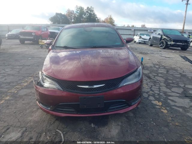 Chrysler 200 S Image 3