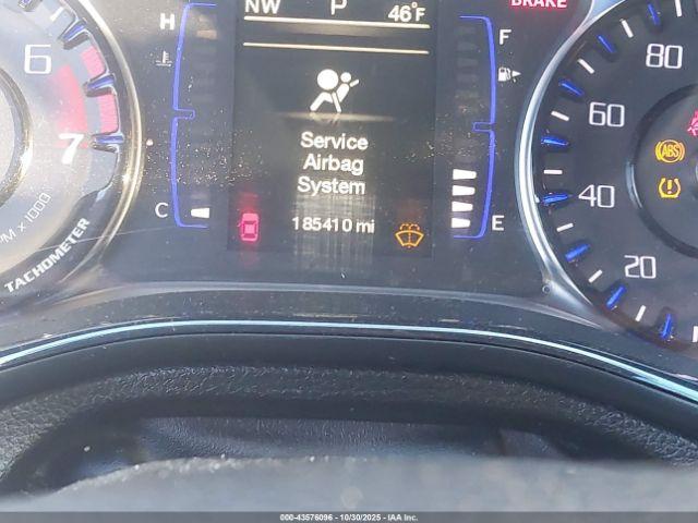 Chrysler 200 S Image 16