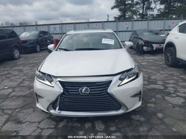 Lexus Es Image 11