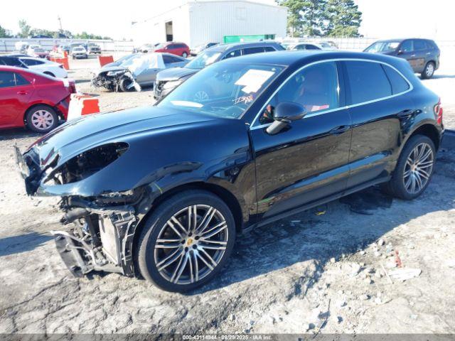 Porsche Macan S Image 12