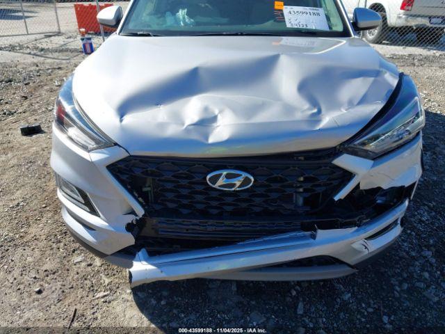 Hyundai TUCSON Sport Image 15