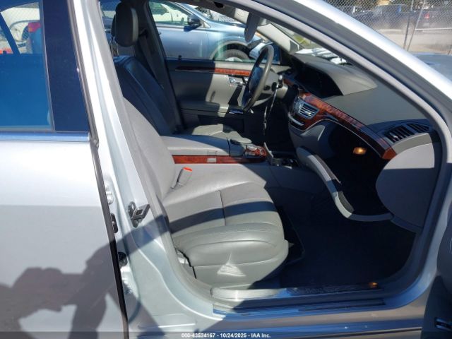 Mercedes-Benz S-Class Image 4