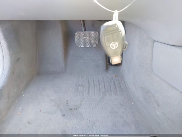 Mercedes-Benz S-Class Image 10