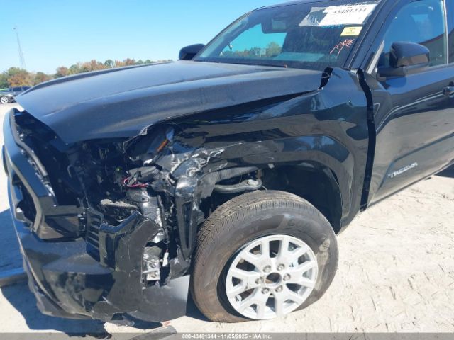 Toyota Tacoma Sr5 Image 6