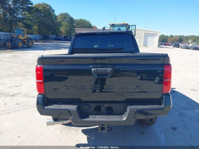 Toyota Tacoma Sr5 Image 3