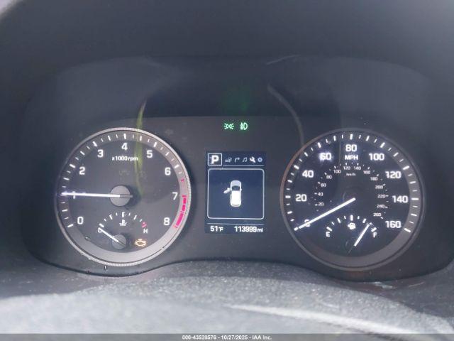 Hyundai TUCSON Se Plus Image 6