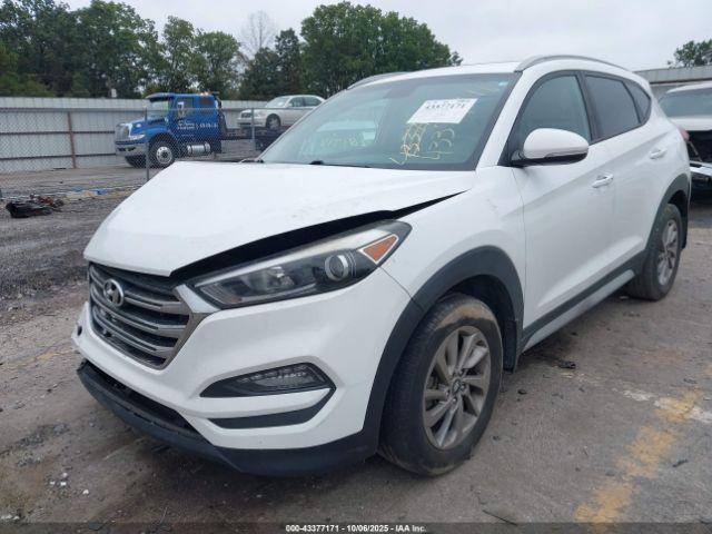Hyundai TUCSON Se Plus Image 3