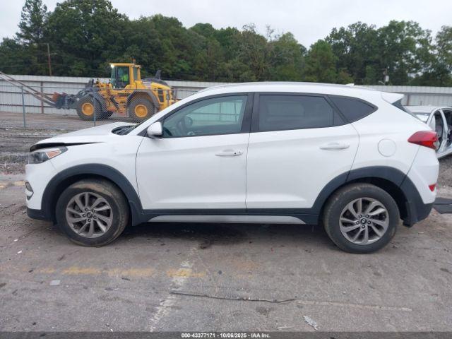 Hyundai TUCSON Se Plus Image 14