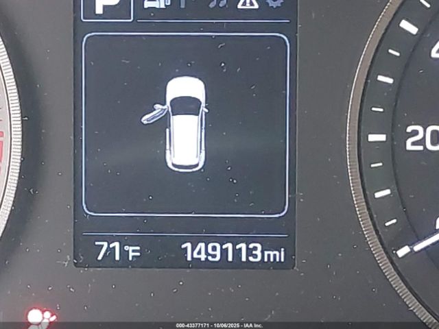 Hyundai TUCSON Se Plus Image 2