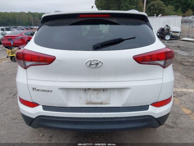 Hyundai TUCSON Se Plus Image 16