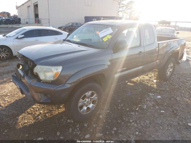 Toyota Tacoma Prerunner Image 3