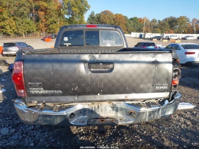 Toyota Tacoma Prerunner Image 16