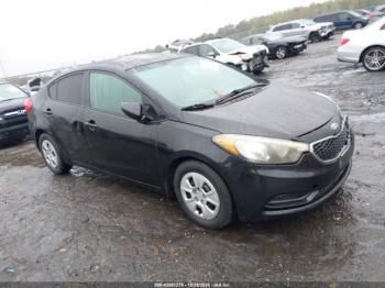  Salvage Kia Forte