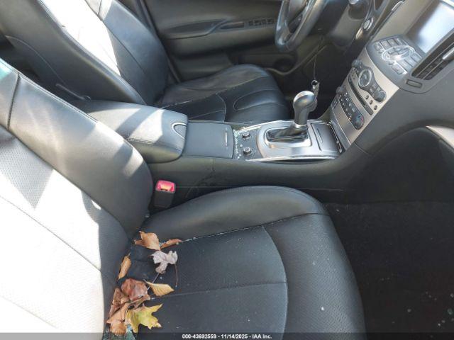 INFINITI G37 Journey Image 3