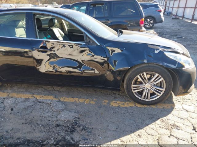 INFINITI G37 Journey Image 16