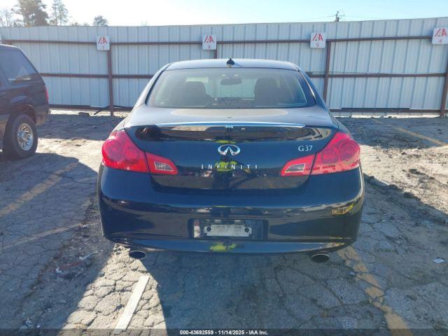 INFINITI G37 Journey Image 12