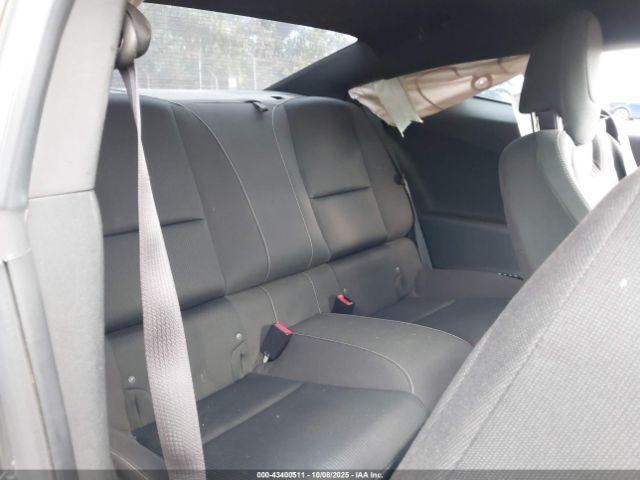 Chevrolet Camaro 1lt Image 8