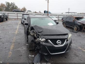  Salvage Nissan Maxima
