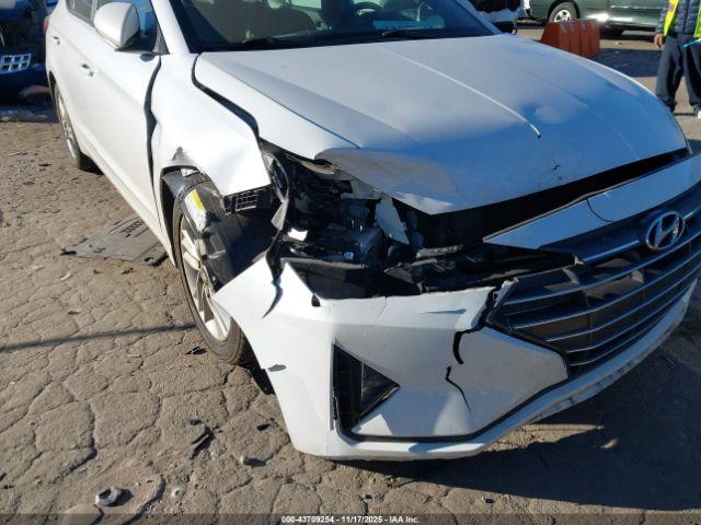 Hyundai ELANTRA Sel Image 14