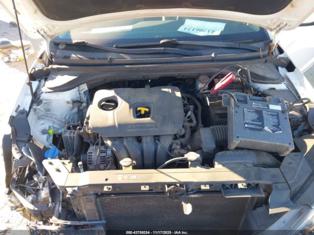 Hyundai ELANTRA Sel Image 7