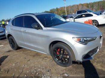  Salvage Alfa Romeo Stelvio