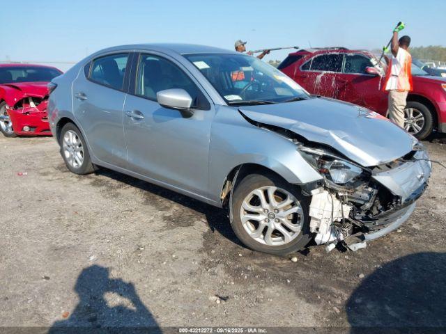  Salvage Toyota Yaris