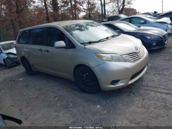 Salvage Toyota Sienna