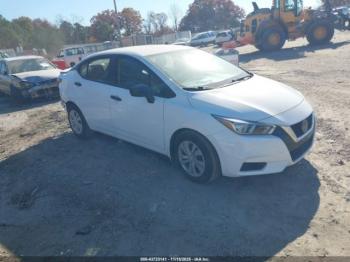  Salvage Nissan Versa