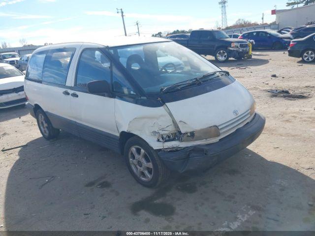  Salvage Toyota Previa
