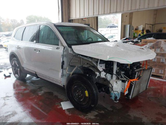  Salvage Kia Telluride