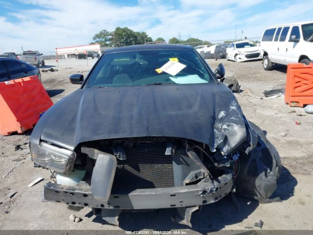 Dodge Charger Se Image 10