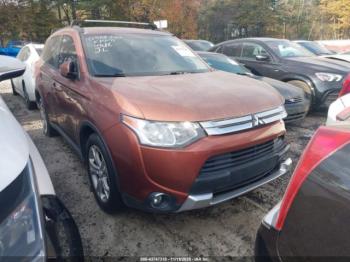 Salvage Mitsubishi Outlander