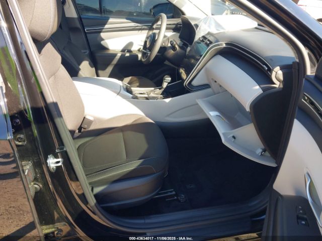 Hyundai TUCSON Sel Image 16