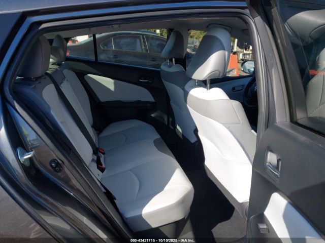 Toyota Prius Prime Xle Image 10