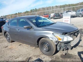  Salvage Nissan Altima